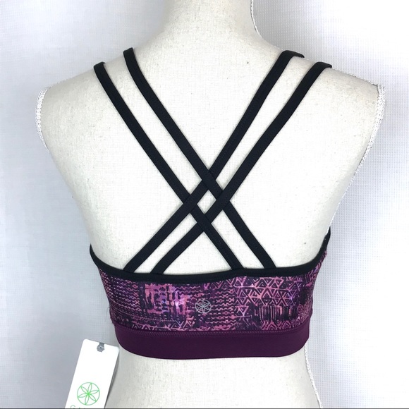 GAIAM | Align Medium-Impact Yoga Sports Bra - Picture 2 of 7